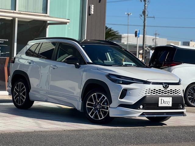 カローラクロス ハイブリッド Z 4WD モデリスタエアロ(F/S/R) パノラマルーフ パノラミックビューモニター ブラインドスポットモニター ステアリングヒーター 寒冷地仕様 リアフォグランプ 10.5インチディスプレイオーディオ(16枚目)