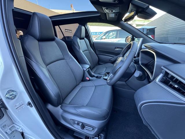 カローラクロス ハイブリッド Z 4WD モデリスタエアロ(F/S/R) パノラマルーフ パノラミックビューモニター ブラインドスポットモニター ステアリングヒーター 寒冷地仕様 リアフォグランプ 10.5インチディスプレイオーディオ(47枚目)