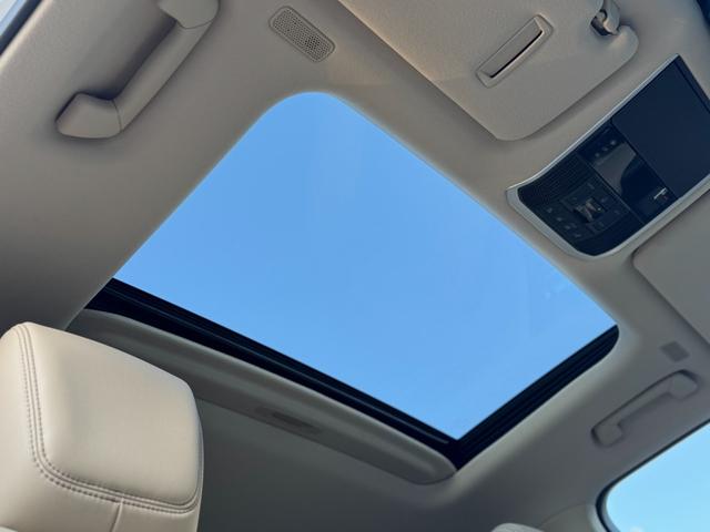 ランドクルーザー ZX モデリスタエアロ(F/R/オーバーフェンダー) JBLプレミアムサウンド リアエンターテイメント リア電動デフロック クールBOX タイヤ空気圧警報システム ベージュレザーシート(57枚目)