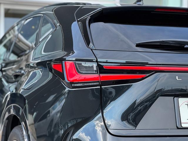 NX NX350h Fスポーツ TRDエアロ(F/S/R/マフラー) ムーンルーフ ルーフレール デジタルインナーミラー オレンジキャリパー 置くだけ充電 アドバンストパーク 3眼LEDヘッド ヘーゼルレザーシート 20インチAW(40枚目)