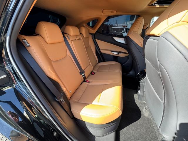 NX NX350h Fスポーツ TRDエアロ(F/S/R/マフラー) ムーンルーフ ルーフレール デジタルインナーミラー オレンジキャリパー 置くだけ充電 アドバンストパーク 3眼LEDヘッド ヘーゼルレザーシート 20インチAW(50枚目)