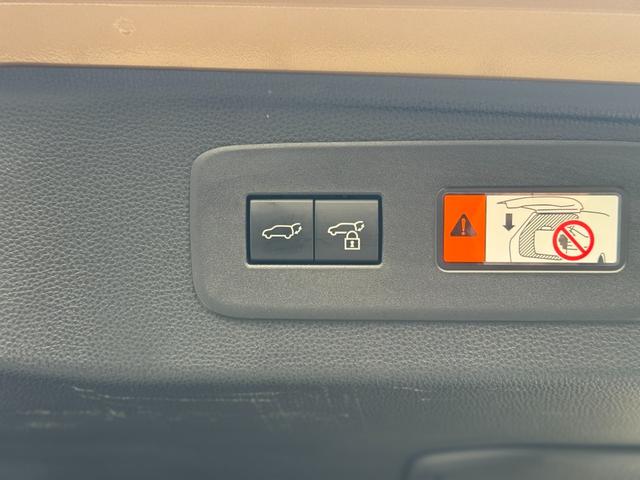 ���@�\�̃{�^�����t���Ă��܂����c