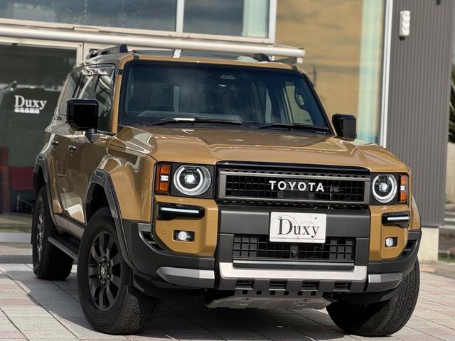 ランドクルーザー２５０ ＶＸファーストエディション　モデリスタパッケージ　シグネチャーイルミ　丸目ＬＥＤヘッドライト　トヨタチームメイト　デジタルミラー　ムーンルーフ　パノラミックビューモニター　ブラインドスポットモニター　１３．２インチディスプレイ（5枚目）