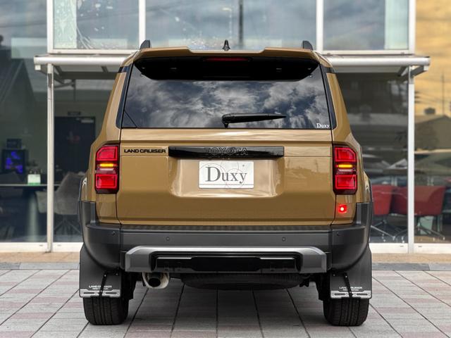 ランドクルーザー２５０ ＶＸファーストエディション　モデリスタパッケージ　シグネチャーイルミ　丸目ＬＥＤヘッドライト　トヨタチームメイト　デジタルミラー　ムーンルーフ　パノラミックビューモニター　ブラインドスポットモニター　１３．２インチディスプレイ（38枚目）