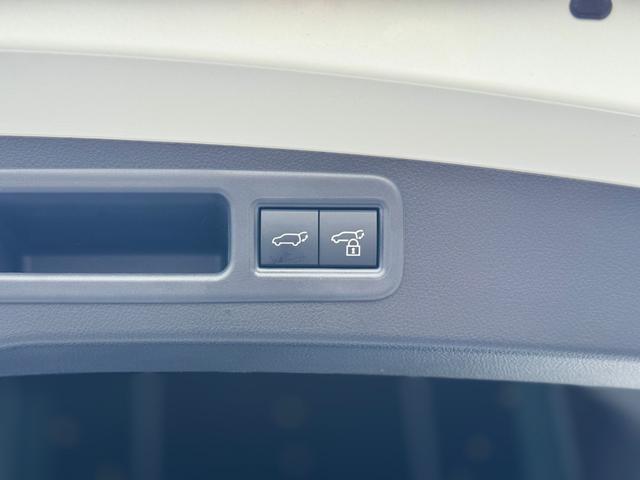 ＲＸ ＲＸ３５０　Ｆスポーツ　ＴＲＤエアロ（Ｆ／Ｓ／Ｒ／マフラー）　パノラマルーフ　オレンジキャリパー　ルーフレール　赤レザーシート　純正２１インチＡＷ　ヘッドアップディスプレイ　パノラミックビューモニター　１４インチディスプレイ（80枚目）