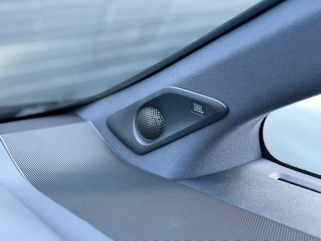 アルファード Ｚ　モデリスタエアロ（Ｆ／Ｓ／Ｒ）　ＪＢＬプレミアムサウンド　リアエンターテイメント　ユニバーサルステップ　左右独立ムーンルーフ　デジタルインナーミラー　ドライブレコーダー　パノラミックビューモニター（9枚目）