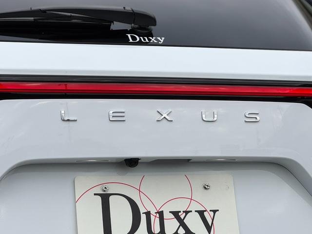 ＮＸ ＮＸ３５０ｈ　Ｆスポーツ　ＴＲＤエアロ（Ｆ／Ｓ／Ｒ）　パノラマルーフ　ルーフレール　ＬＥＸＵＳチームメイトアドバンストパーク　デジタルインナーミラー　オレンジキャリパー　３眼ＬＥＤヘッドライト　パノラマビュー　赤レザーシート（43枚目）