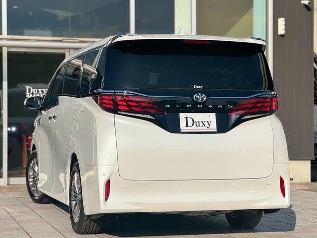 アルファード Ｚ　１３．２型有機ＥＬ後席モニター　左右独立ムーンルーフ　デジタルインナーミラー　ドライブレコーダー　パノラミックビューモニタ　ブラインドスポットモニター　１４インチディスプレイオーディオ　１８インチＡＷ（7枚目）