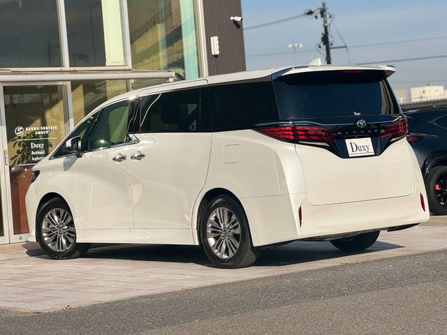 アルファード Ｚ　１３．２型有機ＥＬ後席モニター　左右独立ムーンルーフ　デジタルインナーミラー　ドライブレコーダー　パノラミックビューモニタ　ブラインドスポットモニター　１４インチディスプレイオーディオ　１８インチＡＷ（35枚目）