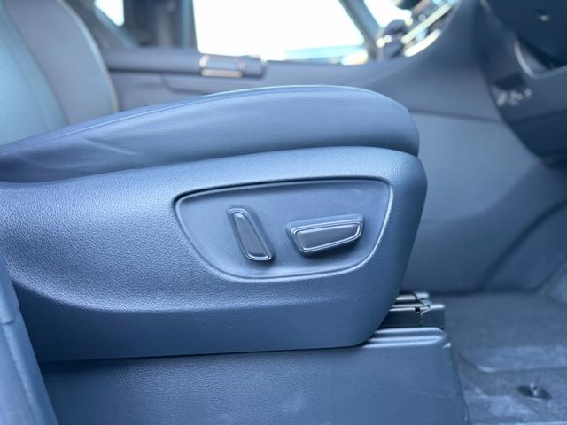 アルファード Ｚ　１３．２型有機ＥＬ後席モニター　左右独立ムーンルーフ　デジタルインナーミラー　ドライブレコーダー　パノラミックビューモニタ　ブラインドスポットモニター　１４インチディスプレイオーディオ　１８インチＡＷ（73枚目）