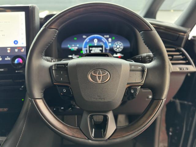 ヴェルファイアハイブリッド Ｚ　プレミア　１３．２型有機ＥＬ後席モニター　ユニバーサルステップ　デジタルインナーミラー　カラーヘッドアップディスプレイ　トヨタチームメイト　左右独立ムーンルーフ　ブラインドスポットモニタ　１４インチディスプレイ（66枚目）