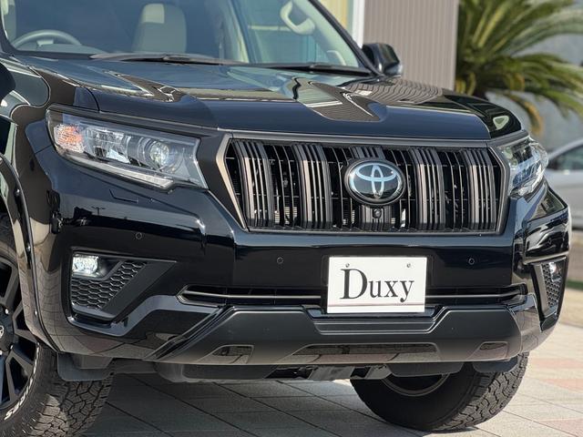 ランドクルーザープラド ＴＸ　Ｌパッケージ　マットブラックエディション　ダブルエイト（Ｆ／Ｓ／Ｒ／４本出しマフラー）　アルパイン１２型デジタルインナーミラー　メーカーナビ　寒冷地仕様　パノラミックビューモニター　純正１８インチＡＷホワイトレター　ブラインドスポットモニター（17枚目）