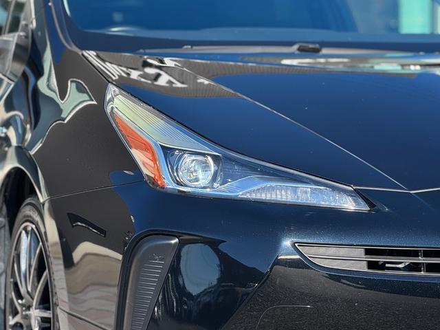 プリウス Ｓ　モデリスタエアロ（Ｆ／Ｓ／Ｒ）　アルパイン１２．３型デジタルインナーミラー　ケンウッド９インチナビ　社外１７インチＡＷ　レーダー探知機　ドライブレコーダー　バックカメラ　トヨタセーフティーセンス（18枚目）