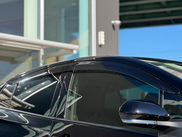 プリウス Ｓ　モデリスタエアロ（Ｆ／Ｓ／Ｒ）　アルパイン１２．３型デジタルインナーミラー　ケンウッド９インチナビ　社外１７インチＡＷ　レーダー探知機　ドライブレコーダー　バックカメラ　トヨタセーフティーセンス（20枚目）