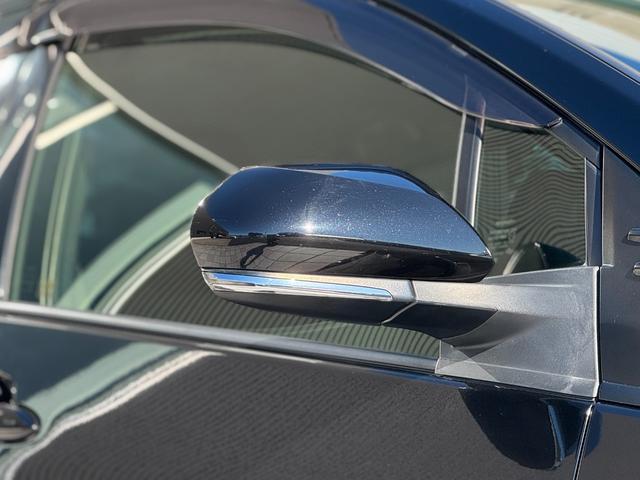 プリウス Ｓ　モデリスタエアロ（Ｆ／Ｓ／Ｒ）　アルパイン１２．３型デジタルインナーミラー　ケンウッド９インチナビ　社外１７インチＡＷ　レーダー探知機　ドライブレコーダー　バックカメラ　トヨタセーフティーセンス（21枚目）