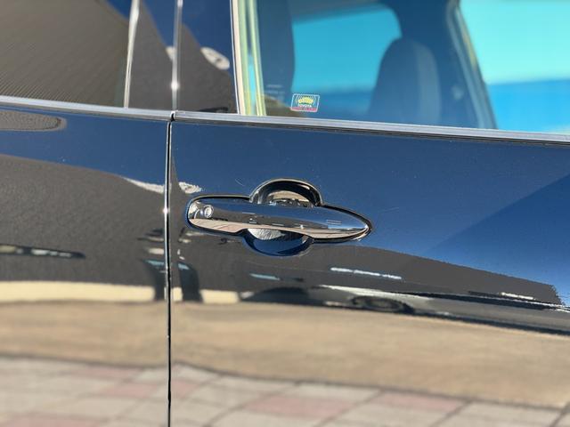 プリウス Ｓ　モデリスタエアロ（Ｆ／Ｓ／Ｒ）　アルパイン１２．３型デジタルインナーミラー　ケンウッド９インチナビ　社外１７インチＡＷ　レーダー探知機　ドライブレコーダー　バックカメラ　トヨタセーフティーセンス（23枚目）