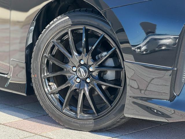 プリウス Ｓ　モデリスタエアロ（Ｆ／Ｓ／Ｒ）　アルパイン１２．３型デジタルインナーミラー　ケンウッド９インチナビ　社外１７インチＡＷ　レーダー探知機　ドライブレコーダー　バックカメラ　トヨタセーフティーセンス（24枚目）