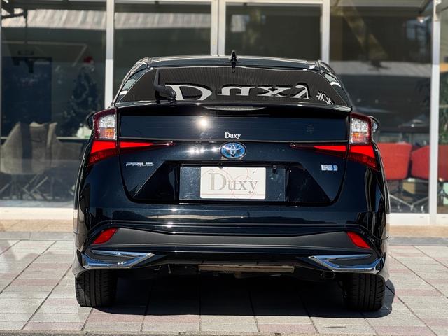 プリウス Ｓ　モデリスタエアロ（Ｆ／Ｓ／Ｒ）　アルパイン１２．３型デジタルインナーミラー　ケンウッド９インチナビ　社外１７インチＡＷ　レーダー探知機　ドライブレコーダー　バックカメラ　トヨタセーフティーセンス（27枚目）