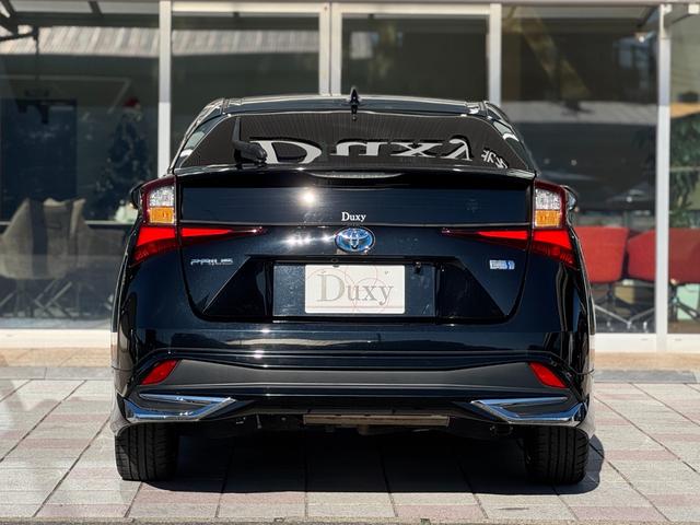 プリウス Ｓ　モデリスタエアロ（Ｆ／Ｓ／Ｒ）　アルパイン１２．３型デジタルインナーミラー　ケンウッド９インチナビ　社外１７インチＡＷ　レーダー探知機　ドライブレコーダー　バックカメラ　トヨタセーフティーセンス（28枚目）