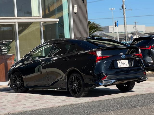 プリウス Ｓ　モデリスタエアロ（Ｆ／Ｓ／Ｒ）　アルパイン１２．３型デジタルインナーミラー　ケンウッド９インチナビ　社外１７インチＡＷ　レーダー探知機　ドライブレコーダー　バックカメラ　トヨタセーフティーセンス（29枚目）