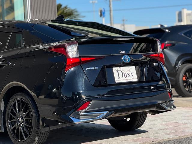 プリウス Ｓ　モデリスタエアロ（Ｆ／Ｓ／Ｒ）　アルパイン１２．３型デジタルインナーミラー　ケンウッド９インチナビ　社外１７インチＡＷ　レーダー探知機　ドライブレコーダー　バックカメラ　トヨタセーフティーセンス（31枚目）