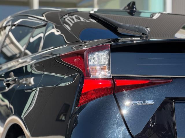 プリウス Ｓ　モデリスタエアロ（Ｆ／Ｓ／Ｒ）　アルパイン１２．３型デジタルインナーミラー　ケンウッド９インチナビ　社外１７インチＡＷ　レーダー探知機　ドライブレコーダー　バックカメラ　トヨタセーフティーセンス（33枚目）