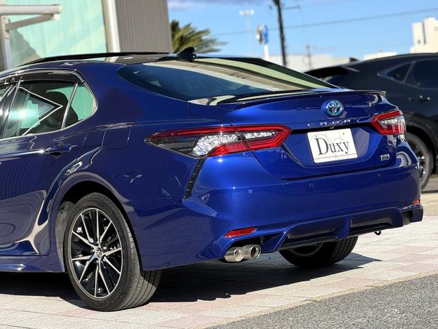 カムリ ＷＳレザーパッケージ　パノラマルーフ　トヨタ純正９インチディスプレイオーディオ　ナビ　バックカメラ　黒ハーフレザーシート　シートヒーター　ブラインドスポットモニター　ＥＴＣ　純正１８インチＡＷ　トヨタセーフティーセンス（33枚目）