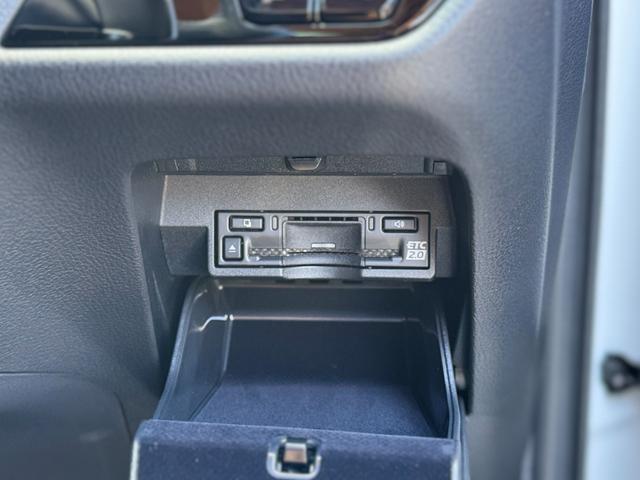 ＮＸ ＮＸ３５０ｈ　Ｆスポーツ　ＴＲＤエアロ（Ｆ／Ｓ／Ｒ）　パノラマルーフ　デジタルインナーミラー　オレンジキャリパー　ヘーゼルレザーシート　ルーフレール　ブラインドスポットモニター　アドバンストパーク　パノラミックビューモニター（72枚目）