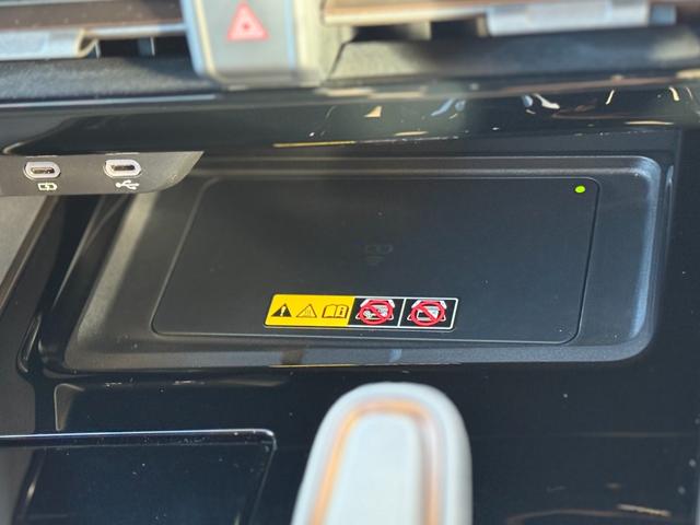 �^�]�Ȃɂ͑��@�\�̃{�^�����t���Ă��܂����c