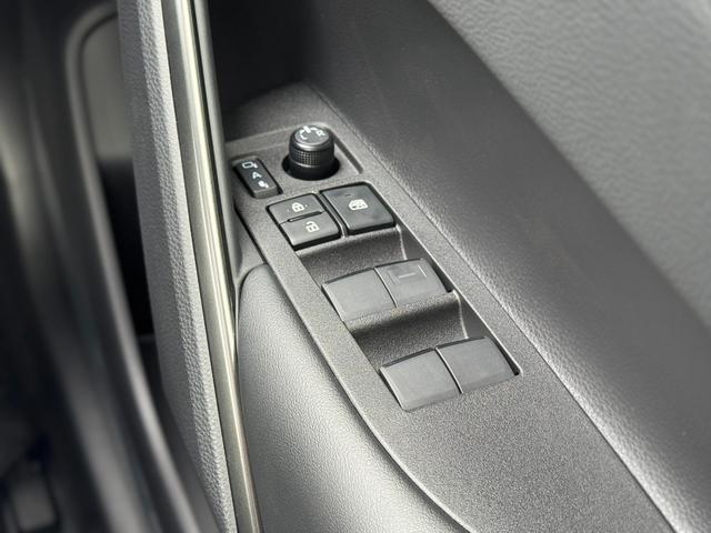 �^�]�Ȃɂ͑��@�\�̃{�^�����t���Ă��܂����c