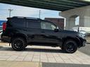 ランドクルーザープラド ＴＸ　Ｌパッケージ　マットブラックエディション　ダブルエイト（Ｆ／Ｓ／Ｒ／４本出しマフラー）　アルパイン１２型デジタルインナーミラー　メーカーナビ　寒冷地仕様　純正１８インチＡＷホワイトレター　ブラインドスポットモニター　パノラミックビューモニター（6枚目）