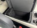 センターコンソールBOXもあり沢山の収納が可能です☆彡