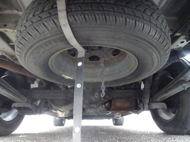 ＮＶ３５０キャラバンバン ロングプレミアムＧＸターボ　ワンオーナー　ディーゼルターボ　メッキグリル　社外ＬＥＤテール　社外１７ＡＷ　社外ルーフラック　リアクーラー＆ヒーター　インテリキー　プッシュスタート　社外ＳＤナビ　ＥＴＣ（26枚目）