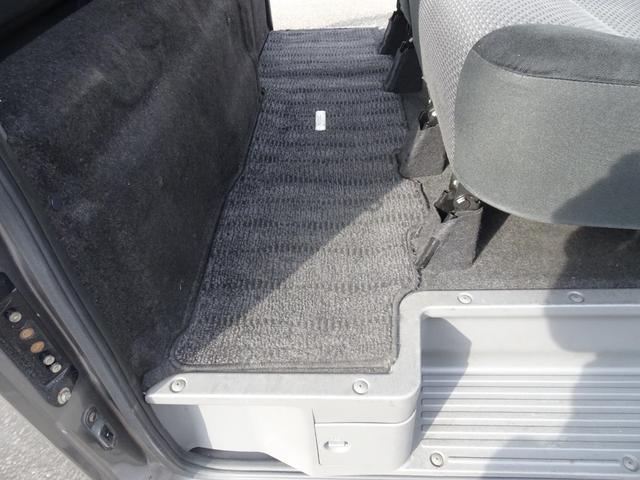 ＮＶ３５０キャラバンバン ロングプレミアムＧＸターボ　ワンオーナー　ディーゼルターボ　メッキグリル　社外ＬＥＤテール　社外１７ＡＷ　社外ルーフラック　リアクーラー＆ヒーター　インテリキー　プッシュスタート　社外ＳＤナビ　ＥＴＣ（35枚目）