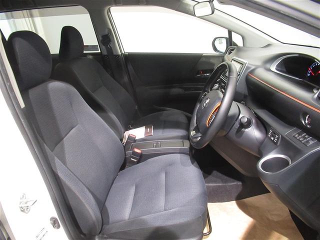 シエンタ Ｇ　衝突被害軽減システム　メモリーナビ　フルセグ　バックカメラ　ＥＴＣ　ＣＤ　ミュージックプレイヤー接続可　ＤＶＤ再生　両側電動スライド　乗車定員７人　３列シート　スマートキー　キーレス　ワンオーナー（13枚目）