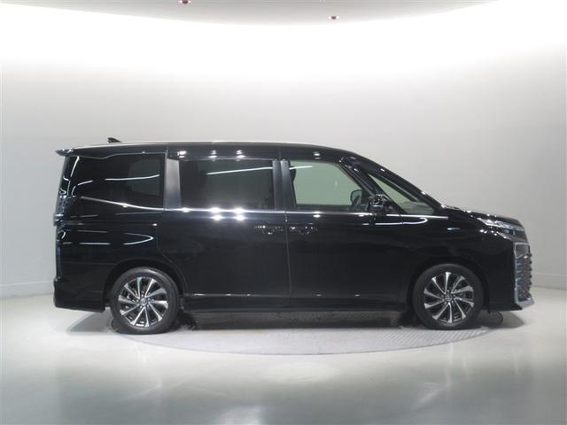 ヴォクシー Ｓ－Ｚ　衝突被害軽減システム　メモリーナビ　フルセグ　バックカメラ　ＥＴＣ　ＣＤ　ミュージックプレイヤー接続可　ＤＶＤ再生　オートクルーズコントロール　ＬＥＤヘッドランプ　両側電動スライド　乗車定員７人（7枚目）