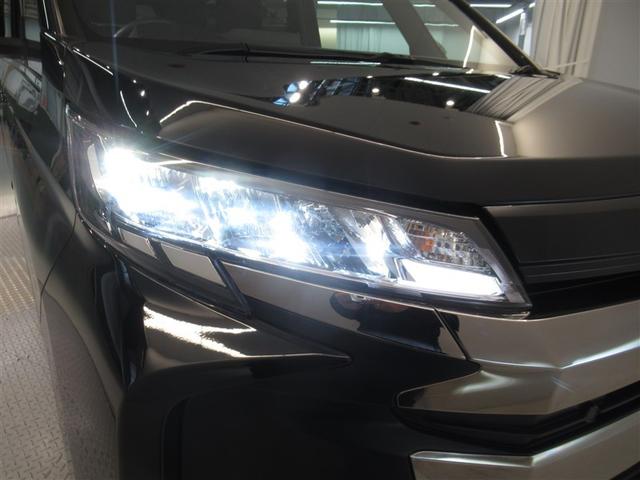 ノア Ｓ－Ｚ　衝突被害軽減システム　メモリーナビ　フルセグ　バックカメラ　ＥＴＣ　ＣＤ　ミュージックプレイヤー接続可　ＤＶＤ再生　後席モニター　オートクルーズコントロール　ＬＥＤヘッドランプ　両側電動スライド（9枚目）