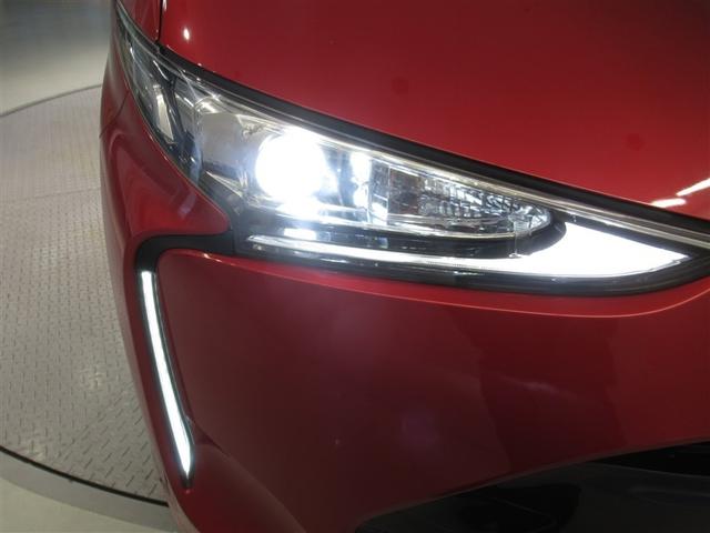 エスティマハイブリッド アエラス　プレミアム　衝突被害軽減システム　メモリーナビ　フルセグ　バックカメラ　ＥＴＣ　ＣＤ　ミュージックプレイヤー接続可　ＤＶＤ再生　後席モニター　電動シート　オートクルーズコントロール　ＬＥＤヘッドランプ　３列シート（9枚目）