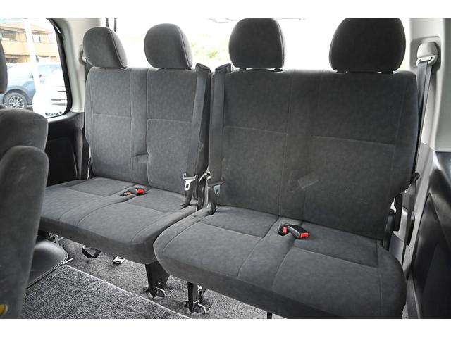 ハイエースワゴン ＧＬ　スマートキー　プッシュスタート　パワースライドドア　リアクーラー・ヒーター　ＡＣ１００Ｖコンセント（12枚目）