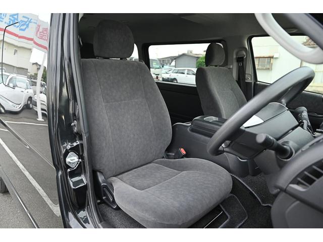 ハイエースワゴン ＧＬ　スマートキー　プッシュスタート　パワースライドドア　リアクーラー・ヒーター　ＡＣ１００Ｖコンセント（19枚目）