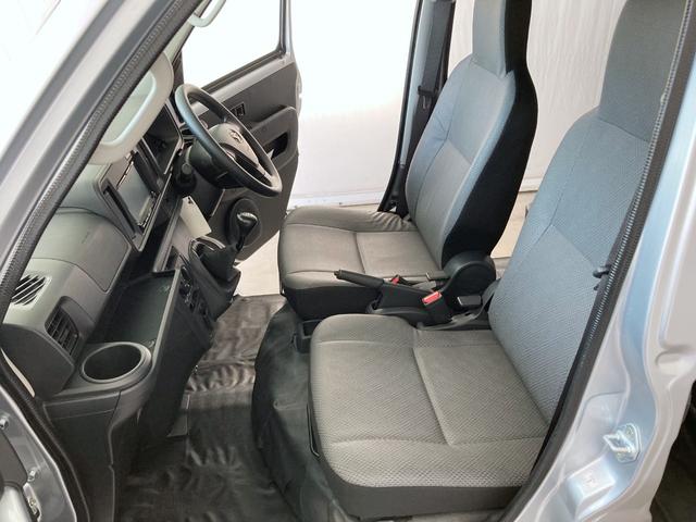 ハイゼットカーゴ スペシャル 地区限定車 スマートアシスト キーレス ナビ バックモニター(11枚目)