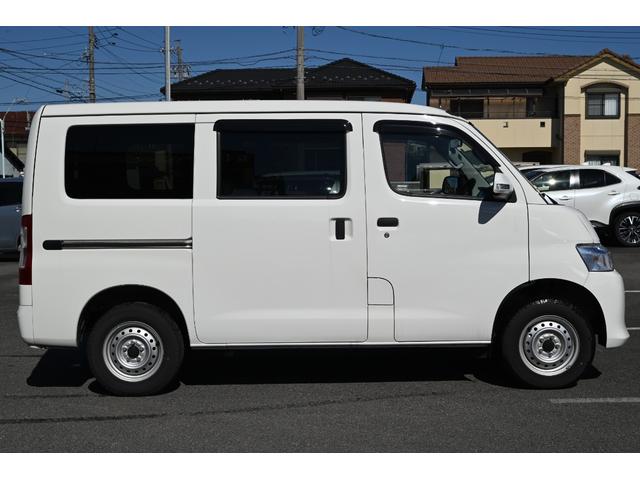 タウンエースバン GL 4WD LEDヘッドライト ナビ バックモニター スマートアシスト リアヒーター キーレス(2枚目)