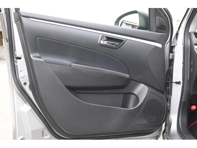 スイフト ＲＳ　純正ナビ　バックモニター　クルーズコントロール　ディスチャージヘッドライト　パドルシフト　ステアリングスイッチ　ドライブレコーダー（30枚目）