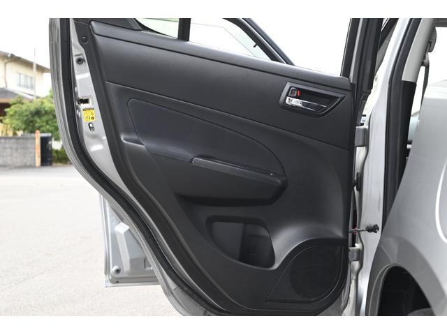 スイフト ＲＳ　純正ナビ　バックモニター　クルーズコントロール　ディスチャージヘッドライト　パドルシフト　ステアリングスイッチ　ドライブレコーダー（32枚目）