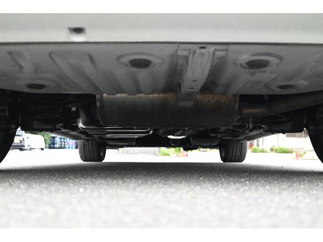 エスティマ アエラス プレミアムエディション 両側パワースライドドア パワーシート ディスチャージヘッドライト クルーズコントロール ステアリングスイッチ 純正ナビ バックモニター 後席フリップダウンモニター(13枚目)