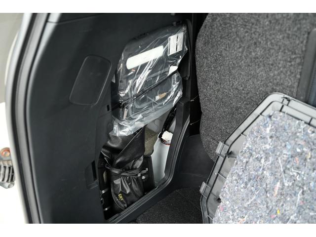 エスティマ アエラス プレミアムエディション 両側パワースライドドア パワーシート ディスチャージヘッドライト クルーズコントロール ステアリングスイッチ 純正ナビ バックモニター 後席フリップダウンモニター(29枚目)