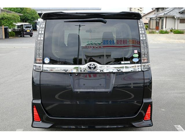 ヴォクシー ＺＳ　パワースライドドア　ナビ　バックモニター　スマートキー　プッシュスタート（4枚目）