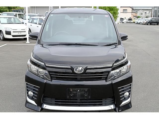 ヴォクシー ＺＳ　パワースライドドア　ナビ　バックモニター　スマートキー　プッシュスタート（5枚目）