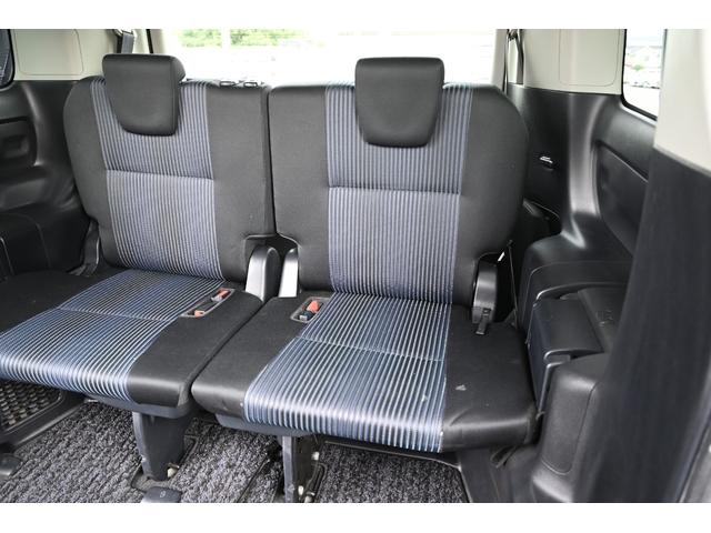 ヴォクシー ＺＳ　パワースライドドア　ナビ　バックモニター　スマートキー　プッシュスタート（38枚目）