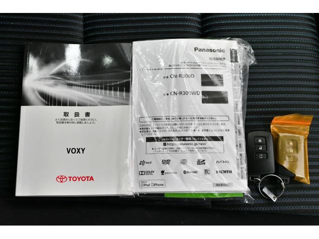 ヴォクシー ＺＳ　パワースライドドア　ナビ　バックモニター　スマートキー　プッシュスタート（65枚目）